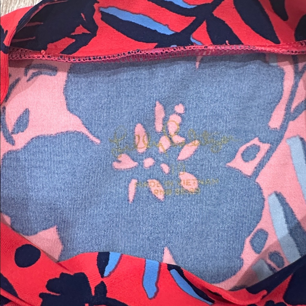 Lilly Pulitzer Red and Navy Kids Swim rashguard and bottoms Size 10 - Picture 2 of 2